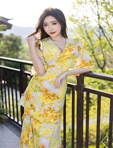 我的瑜伽老师2电影-橙花皇冠
