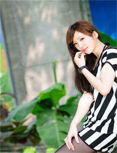 少年阿宾之学姐-雾岛津奈美
