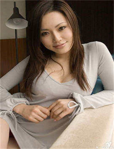 女黑侠黄莺