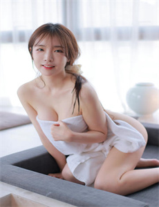 憨哥情钟朱丽叶